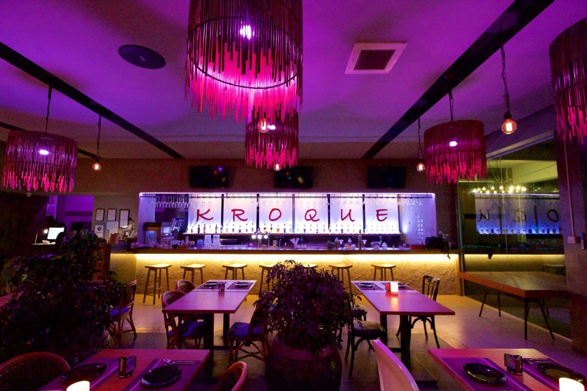 Kroque Boutique & Bistro Ангсіла Екстер'єр фото